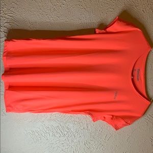 Brand new women’s Reebok shirt